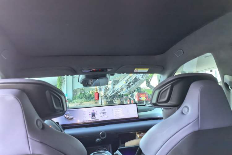 Used Jiyue 01 2024 Max Headliner