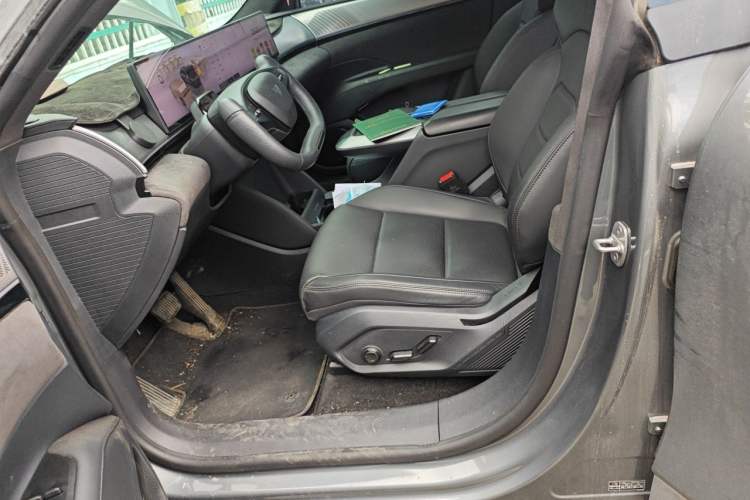 Used Jiyue 01 2024 Max Long-Range Model Left Front Seat