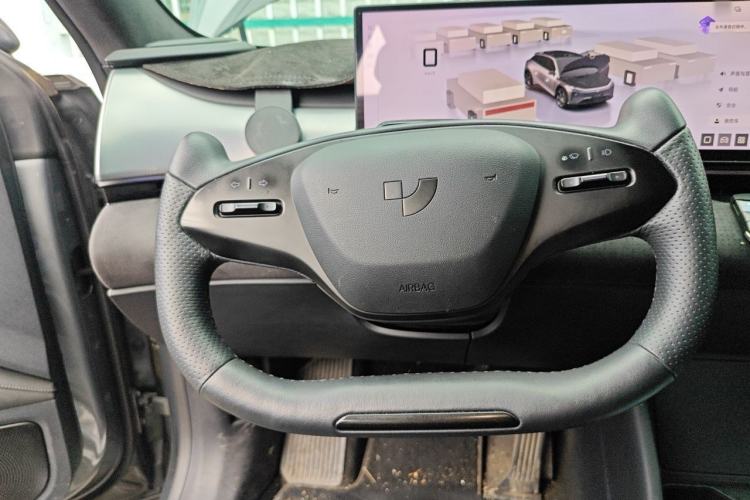 Used Jiyue 01 2024 Max Long-Range Model Steering Wheel