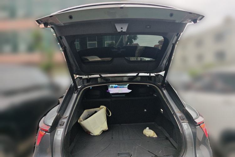 Used Jiyue 01 2024 Max Trunk