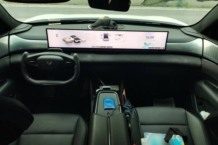Used Jiyue 01 2024 Facelifted Max Long-Range Version Center Console