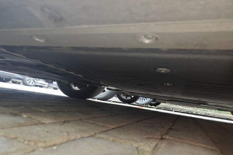 Used Jiyue 01 2024 Max Chassis Front Left