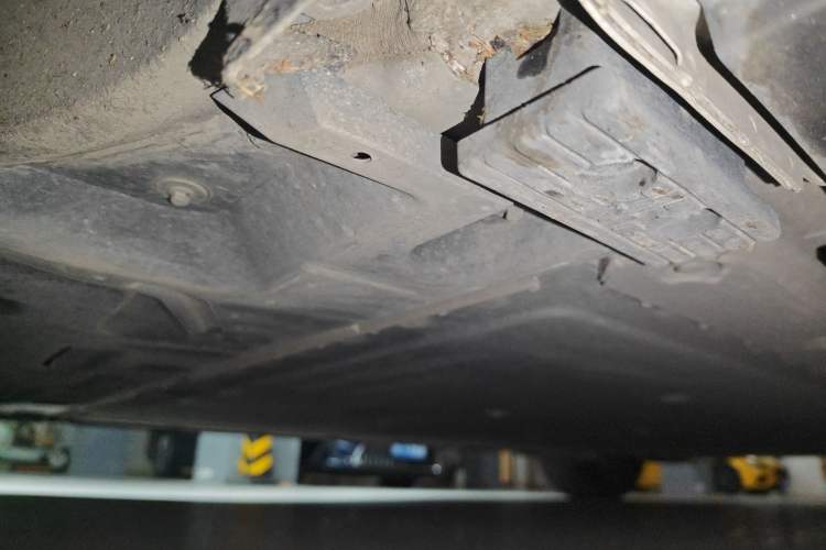 Used Jiyue 01 2024 Max Chassis Front Left
