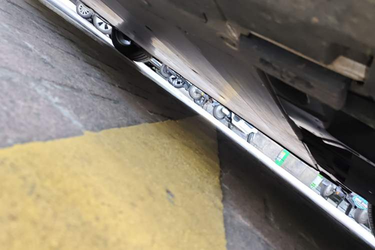 Used Jiyue 01 2024 Max Long-Range Model Chassis Front Right
