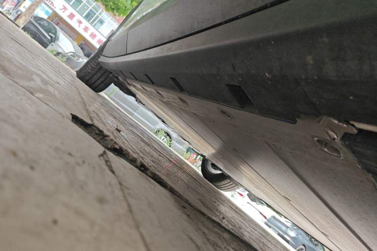 Used Jiyue 01 2024 Max Performance Edition Chassis Front Right