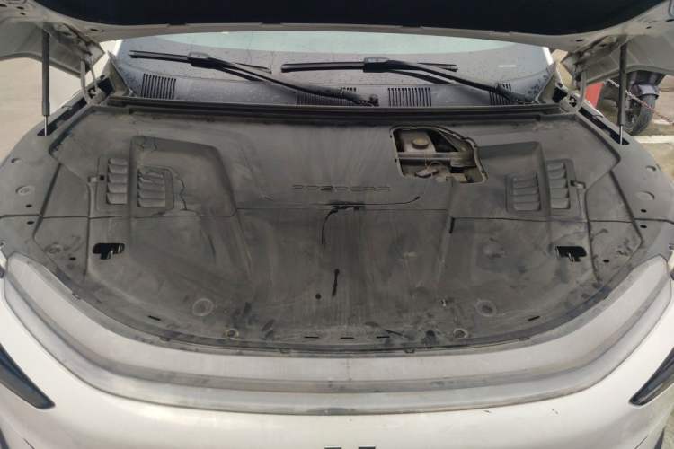 Used Jiyue 01 2024 Max Engine Bay