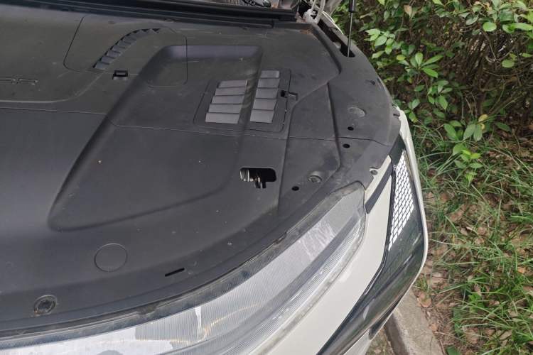 Used Jiyue 01 2024 Max Engine Bay Left