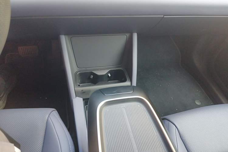 Used Jiyue 01 2024 Facelifted Max Long-Range Version Gear Lever