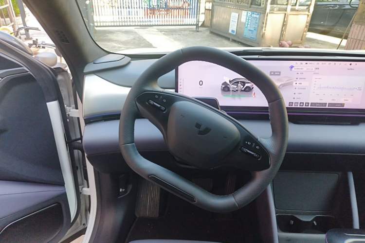 Used Jiyue 01 2024 Facelifted Max Long-Range Version Steering Wheel