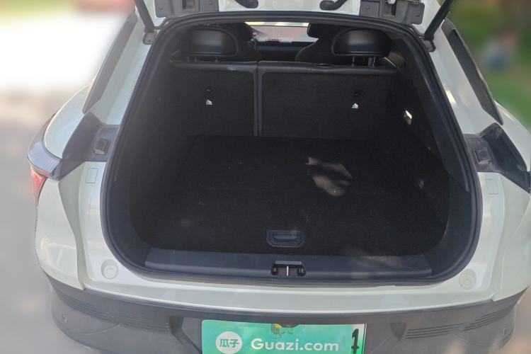 Used Jiyue 01 2024 Max Trunk