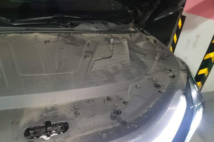 Used Jiyue 07 2024 Long-Range Version Engine Bay Left