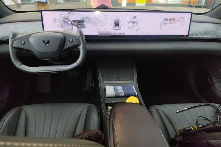 Used Jiyue 07 2024 Standard Edition Center Console