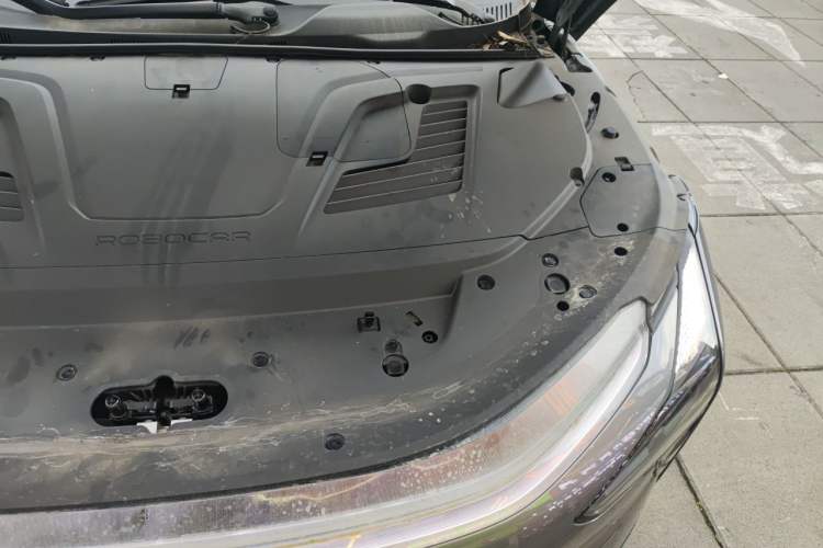 Used Jiyue 07 2024 Standard Edition Engine Bay Left