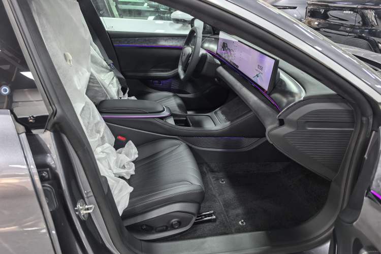 Used Jiyue 07 2024 Standard Edition Interior 5