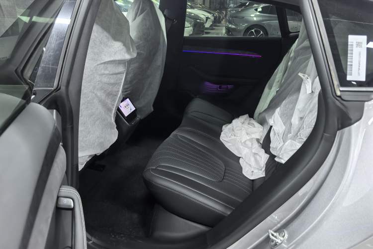 Used Jiyue 07 2024 Standard Edition Interior 6