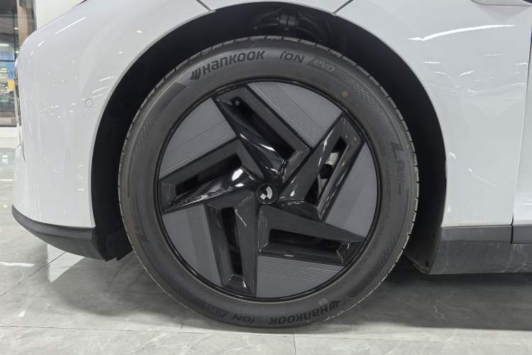 Used Jiyue 07 2024 Long-Range Version Exterior 7