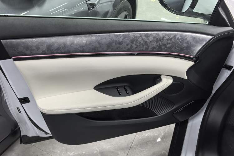 Used Jiyue 07 2024 Long-Range Version Interior 5