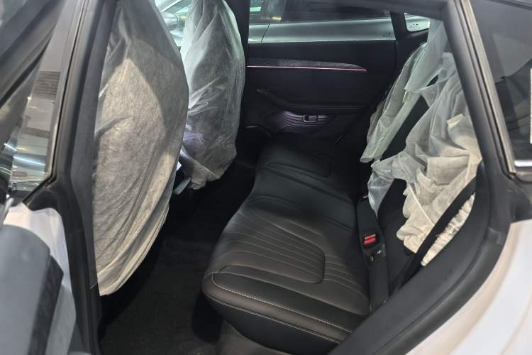 Used Jiyue 07 2024 Long-Range Version Interior 5