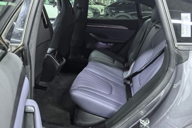 Used Jiyue 07 2025 Passion Edition Interior 4