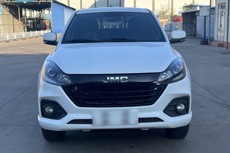 Used JMC Baodian 2022 2.5T Diesel Two-Wheel-Drive Comfort Edition Standard Wheelbase JX4D25A6L Exterior 1
