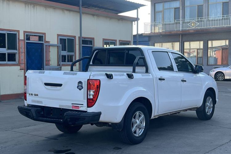 Used JMC Baodian 2022 2.5T Diesel Two-Wheel-Drive Comfort Edition Standard Wheelbase JX4D25A6L Exterior 5