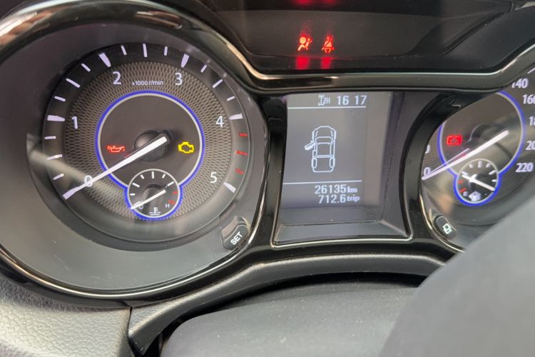 Used JMC Baodian 2020 2.5T Diesel 4x4 Comfort Edition Standard Wheelbase JX4D25A6L Odometer Close Up