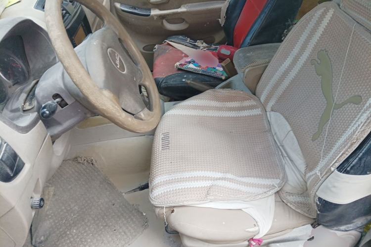 Used JMC Baodian 2009 2.8T Two-Wheel-Drive Diesel GL Left Front Seat