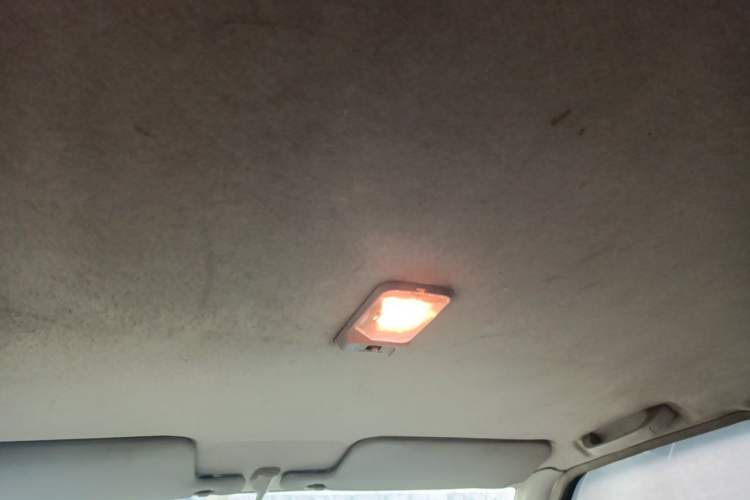 Used JMC Baodian 2009 2.8T Two-Wheel-Drive Diesel GL Headliner