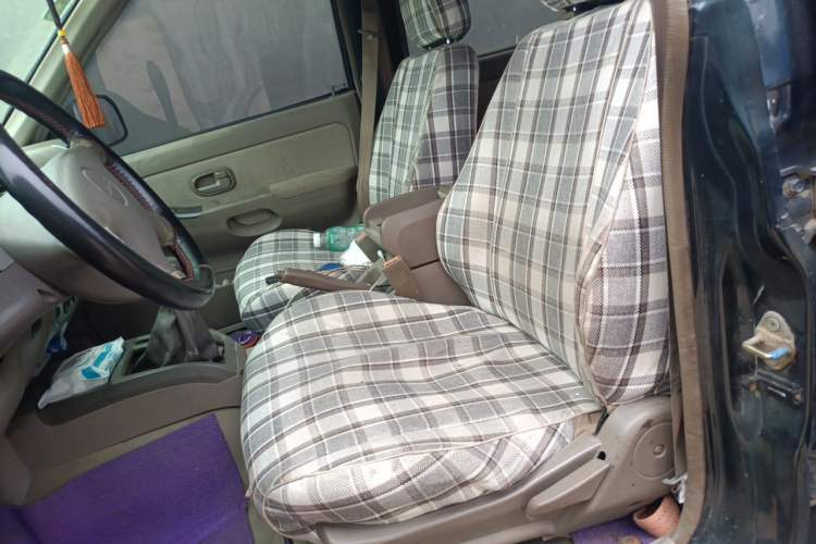 Used JMC Baodian 2009 2.8T Two-Wheel-Drive Diesel GL Left Front Seat