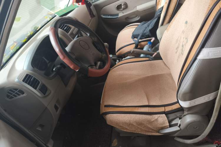 Used JMC Baodian 2009 2.8T Two-Wheel-Drive Diesel GL Left Front Seat