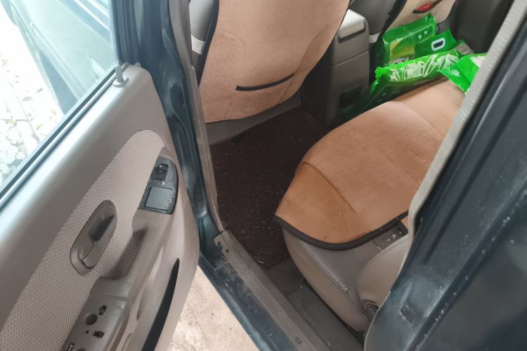 Used JMC Baodian 2009 2.8T Two-Wheel-Drive Diesel GL Left Rear Seat
