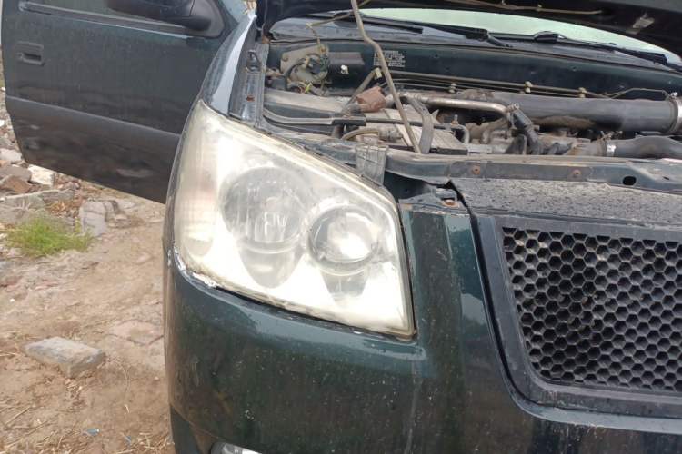 Used JMC Baodian 2009 2.8T Two-Wheel-Drive Diesel GL Right Front Headlight