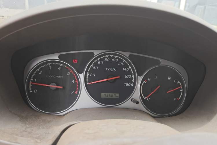Used JMC Baodian 2013 2.8T Two-Wheel-Drive Diesel Comfort Value Edition Instrument Cluster