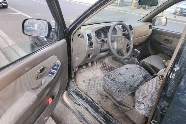 Used JMC Baodian 2013 2.8T 4x4 Comfortable Value Edition JX493ZLQ4F Driver Seat