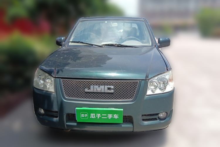 Used JMC Baodian 2013 2.8T Two-Wheel-Drive Diesel Comfort & Style Edition Front