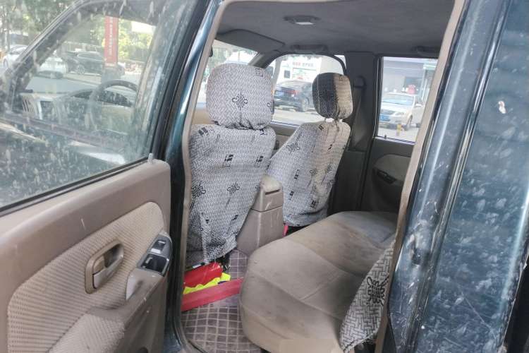 Used JMC Baodian 2013 2.8T 4x4 Comfortable Value Edition JX493ZLQ4F Left Rear Seat