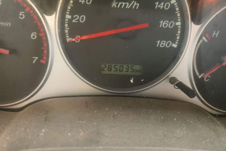 Used JMC Baodian 2013 2.8T Two-Wheel Drive Comfortable Value Edition JX493ZLQ4F Odometer Close Up