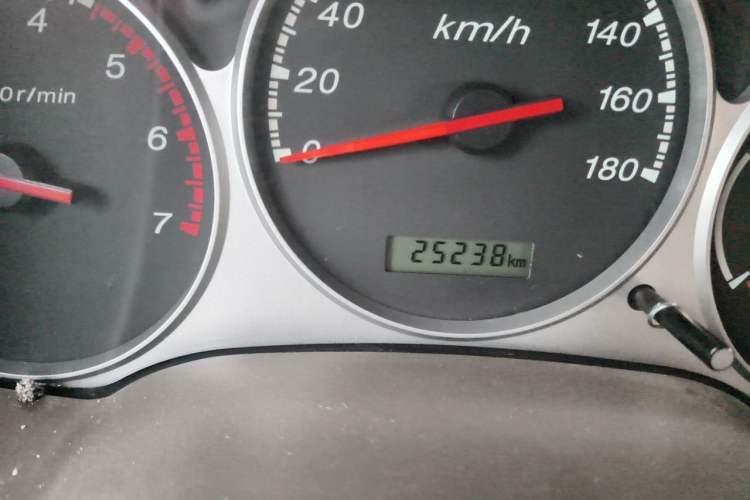 Used JMC Baodian 2013 2.8T Two-Wheel Drive Comfortable Value Edition JX493ZLQ4F Odometer Close Up