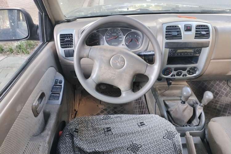 Used JMC Baodian 2013 2.8T 4x4 Comfortable Value Edition JX493ZLQ4F Steering Wheel