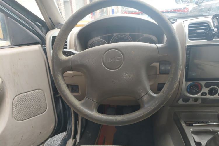 Used JMC Baodian 2013 2.8T Two-Wheel Drive Comfortable Value Edition JX493ZLQ4F Steering Wheel