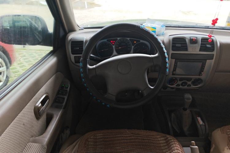 Used JMC Baodian 2013 2.8T Two-Wheel-Drive Diesel Comfort Value Edition Steering Wheel