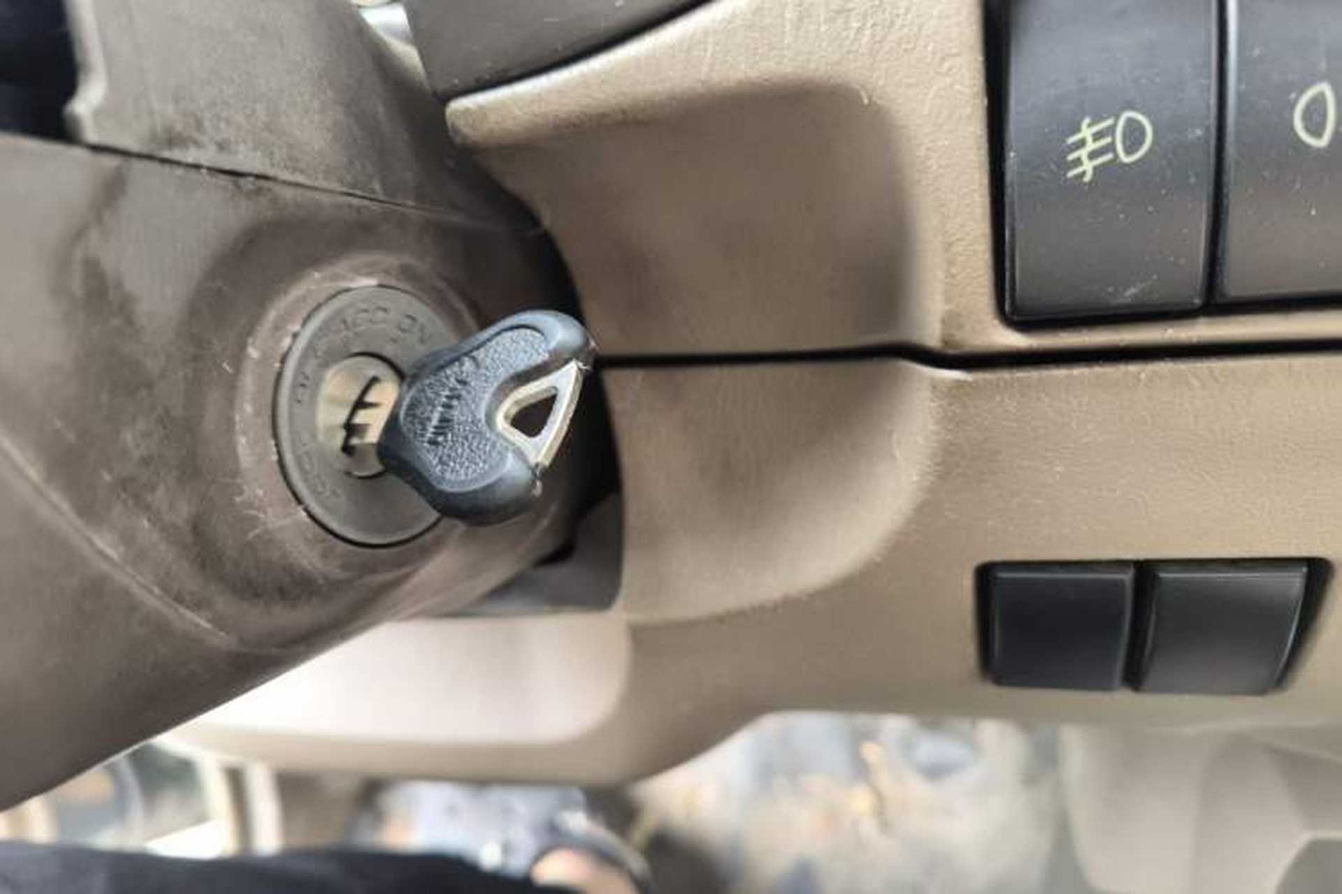 Used JMC Baodian 2013 2.8T Two-Wheel-Drive Diesel Comfort Value Edition Vehicle Key
