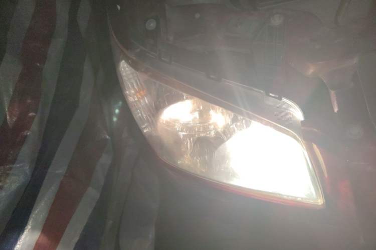 Used JMC Baodian 2013 2.8T Two-Wheel Drive Comfortable Value Edition JX493ZLQ4F Right Front Headlight