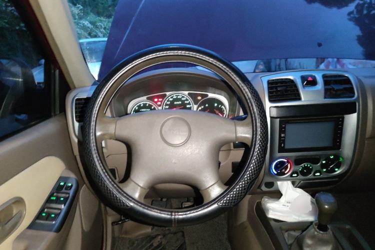 Used JMC Baodian 2013 2.8T Two-Wheel Drive Comfortable Value Edition JX493ZLQ4F Steering Wheel