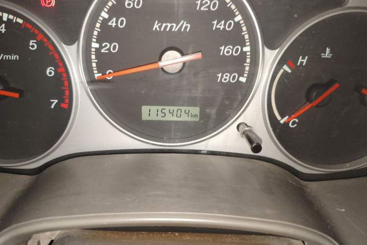 Used JMC Baodian 2015 2.8T New Value-Added Diesel Two-Wheel Drive Comfort Edition JX493ZLQ4F Odometer Close Up