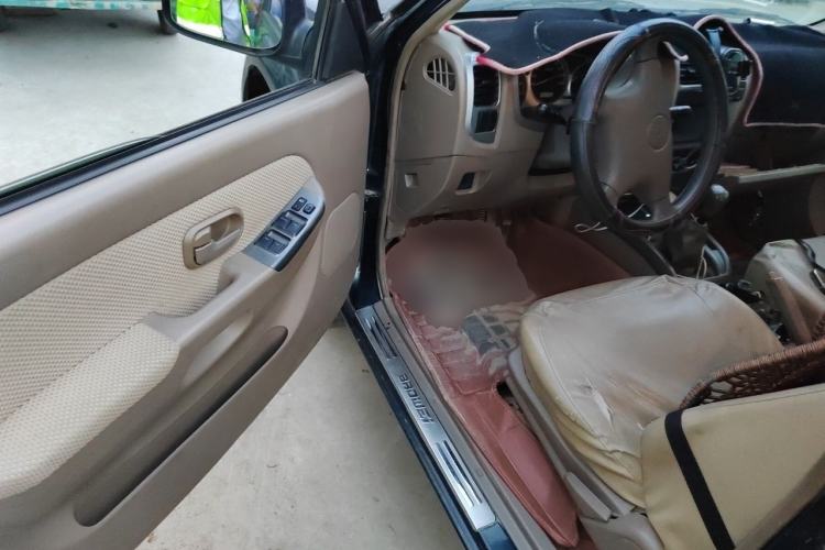 Used JMC Baodian 2015 2.8T New Value-Added Diesel Two-Wheel Drive Comfort Edition JX493ZLQ4F Driver Seat