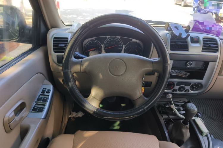 Used JMC Baodian 2015 2.8T New Value-Added Diesel Two-Wheel Drive Comfort Edition JX493ZLQ4F Steering Wheel