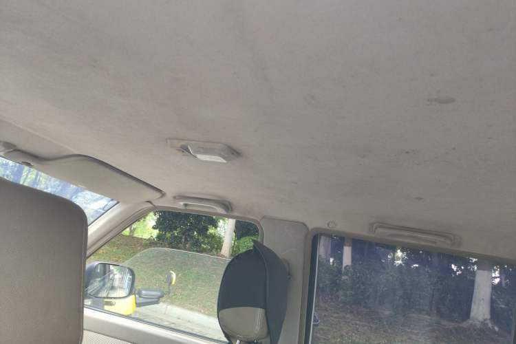 Used JMC Baodian 2015 2.8T New Value-Added Diesel Two-Wheel Drive Extended Version JX493ZLQ4C Headliner