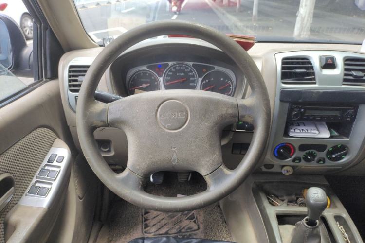 Used JMC Baodian 2015 2.8T New Value-Added Diesel Two-Wheel Drive Extended Version JX493ZLQ4C Steering Wheel