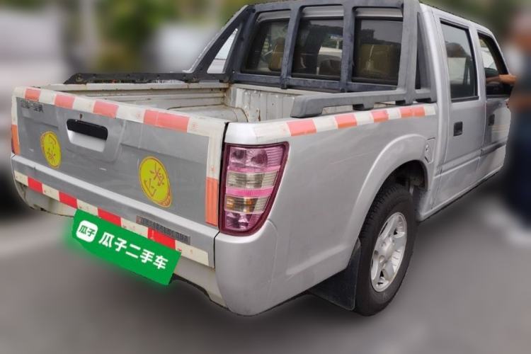 Used JMC Baodian 2015 2.8T New Value-Driven Diesel Two-Wheel Drive Luxury Edition JX493ZLQ4C Rear Right 45 Deg